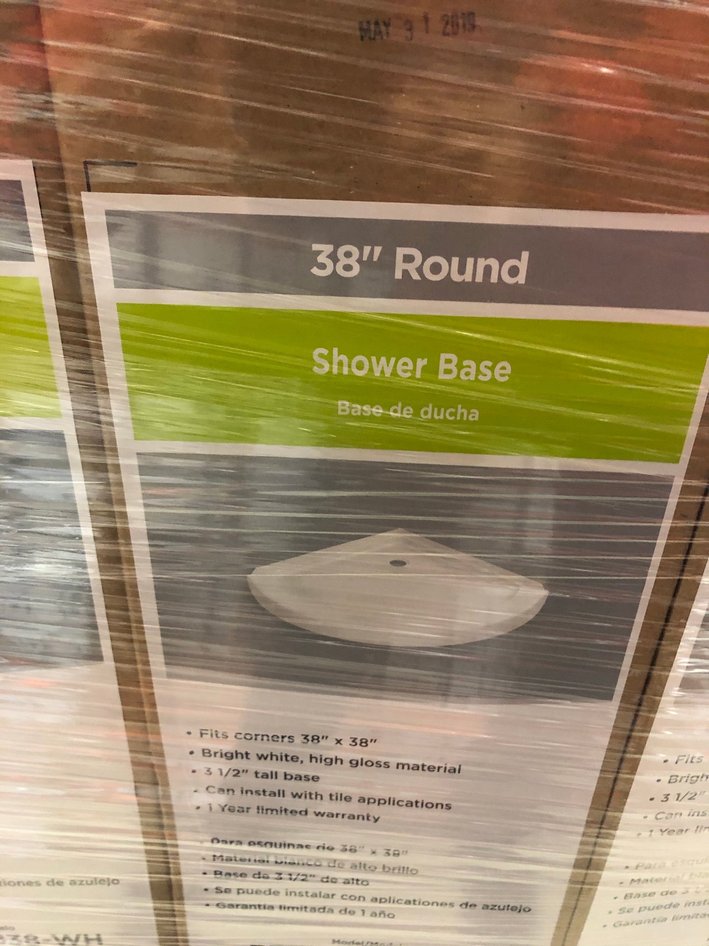 38 in Round Glass Shower with Base.