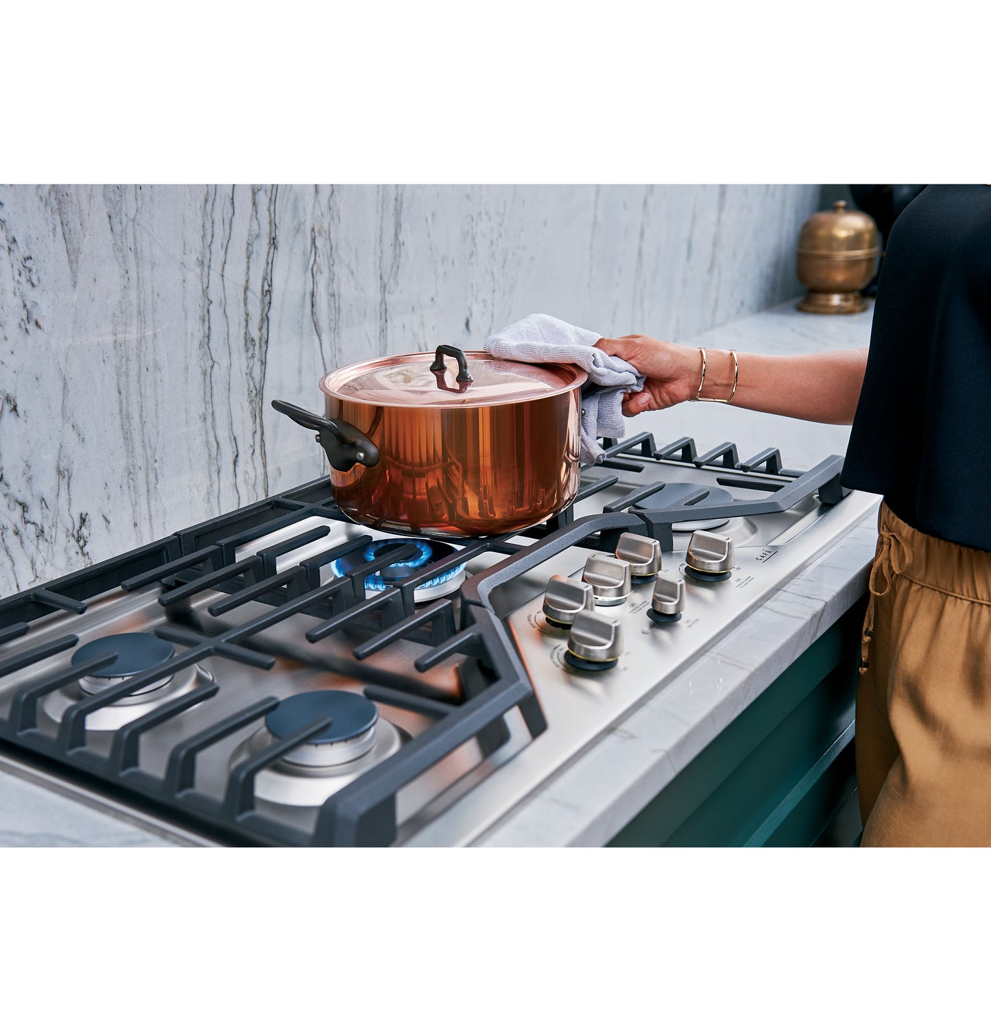 Cafe 30 in. Gas Cooktop in Stainless Steel and Brushed Stainless with 5 Burners Including 20,000 BTU Triple Ring Burner.